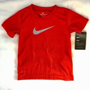 New with tags NIKE DRI TODDLER TEE W/ SWOOSH 3T